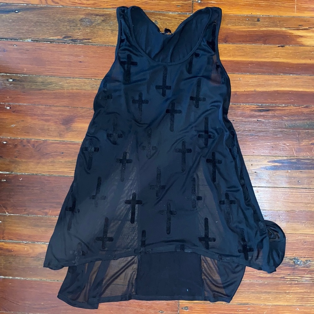 Flowy Hot Topic cross tank